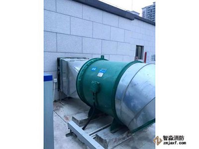 消防排煙窗內(nèi)開(kāi)及內(nèi)倒系統(tǒng)安裝施工